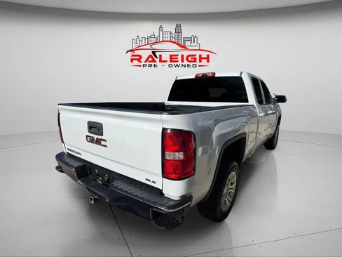 Used 2018 GMC Sierra 1500 SLE w/ SLE Value Package image 4