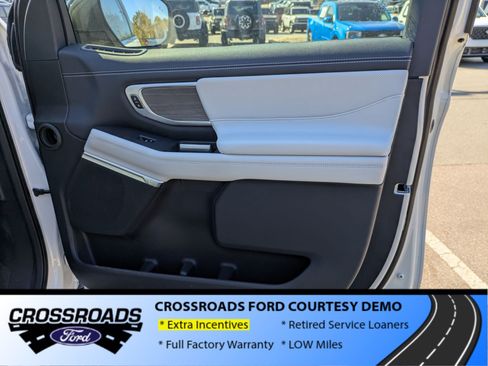New 2025 Ford Expedition Platinum w/ Platinum Ultimate Package image 37