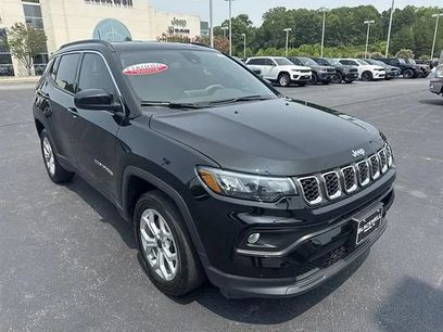 Used 2025 Jeep Compass Latitude