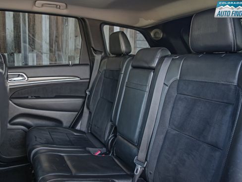 Used 2012 Jeep Grand Cherokee SRT8 w/ Luxury Group II image 25