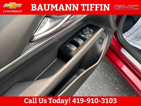 Used 2025 Cadillac CT4 Luxury w/ Sun And Sound Package AWD/4WD image 19