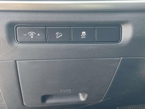 Certified 2024 Kia Telluride S w/ S Sunroof Package FWD image 19
