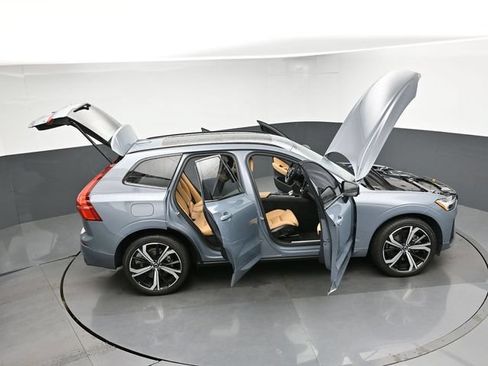 Used 2023 Volvo XC60 B6 Ultimate w/ Protection Package Premier AWD/4WD image 46