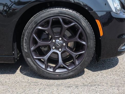 Used 2020 Chrysler 300 S image 42