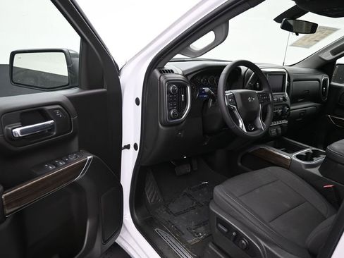 Used 2022 Chevrolet Silverado 1500 LT Trail Boss w/ Safety Package AWD/4WD image 10