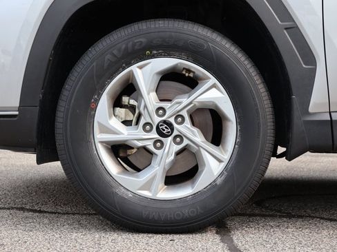 Used 2022 Hyundai Tucson SE AWD/4WD image 9
