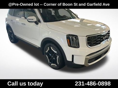 Used 2023 Kia Telluride S AWD/4WD image 7