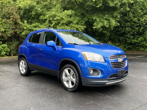 Used 2015 Chevrolet Trax LTZ w/ LPO, Protection Package AWD/4WD image 2