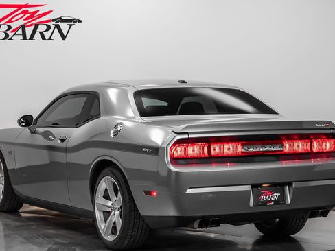 Used 2011 Dodge Challenger SRT8 image 3