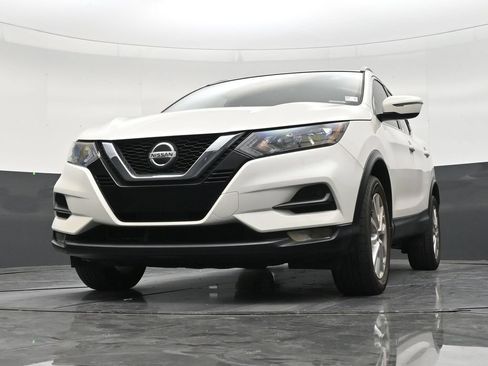 Used 2022 Nissan Rogue Sport SV FWD image 28