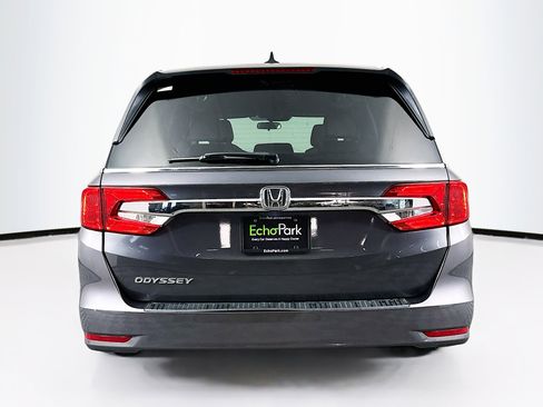 Used 2018 Honda Odyssey EX image 7