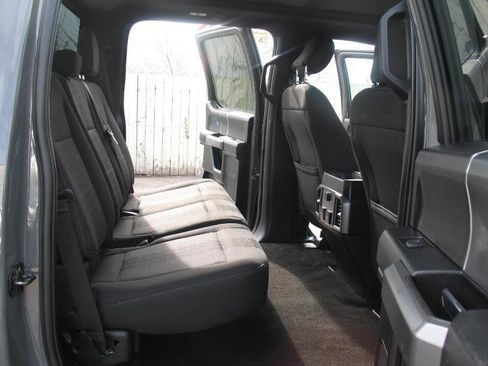 Used 2018 Ford F150 XLT w/ Equipment Group 302A Luxury image 24