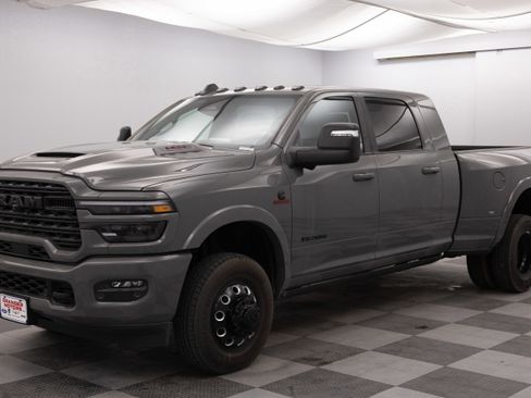 New 2026 RAM 3500 Limited AWD/4WD image 7