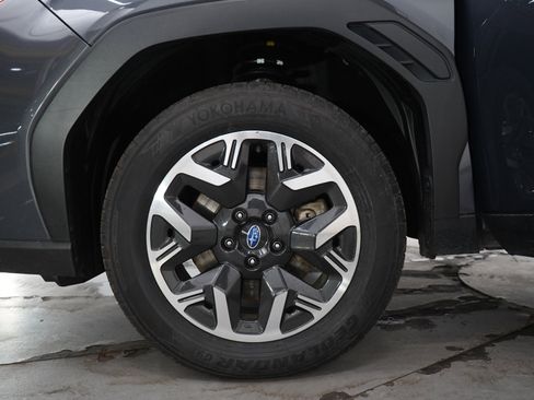 Used 2025 Subaru Forester Premium AWD/4WD image 29