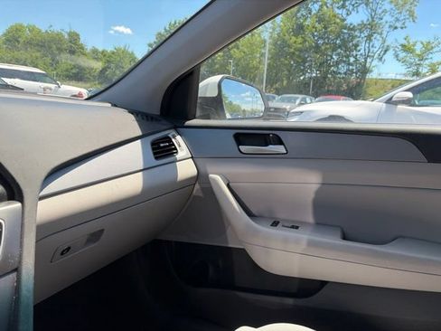 Used 2018 Hyundai Sonata SEL FWD image 10