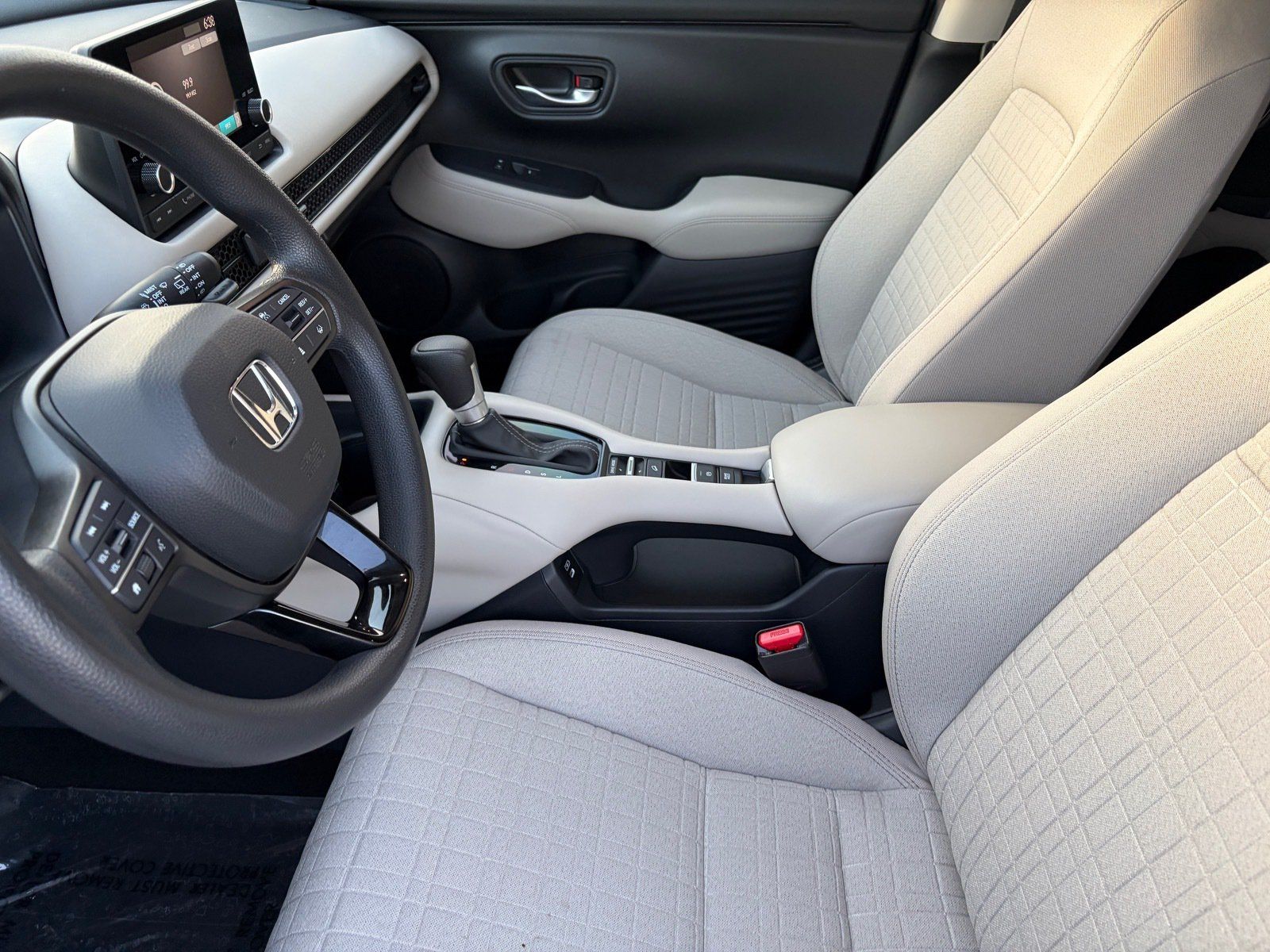 Used 2024 Honda HR-V LX image 14