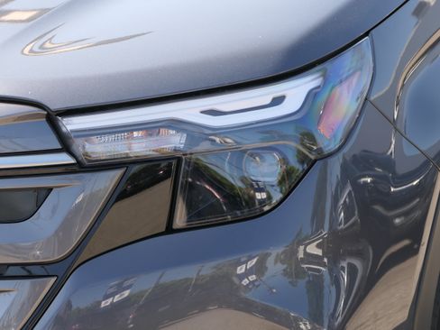 Used 2026 Subaru Forester Premium AWD/4WD image 9