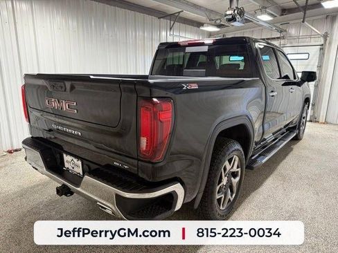 Used 2023 GMC Sierra 1500 SLT w/ SLT Premium Package AWD/4WD image 3