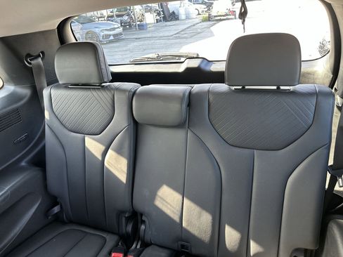 Used 2025 Hyundai Palisade SEL AWD/4WD image 24