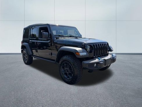 Used 2023 Jeep Wrangler Unlimited w/ 8.4" Radio Group AWD/4WD image 4