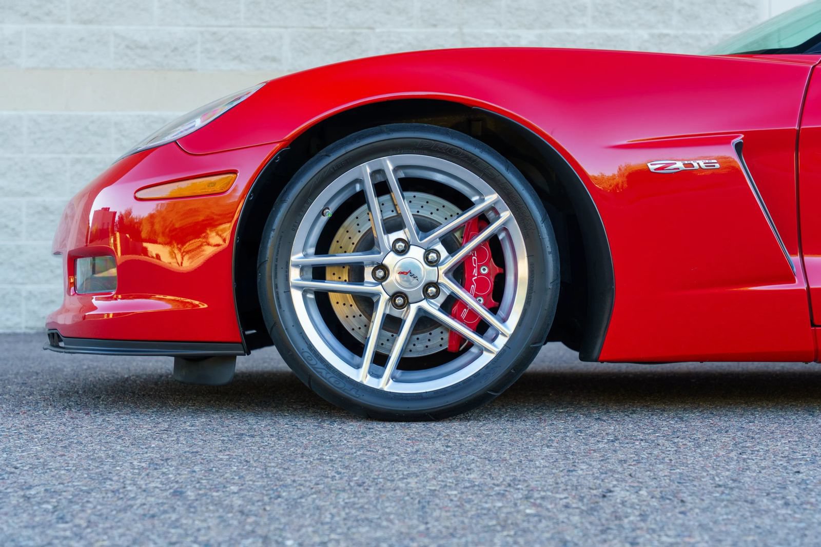 Used 2006 Chevrolet Corvette Z06 w/ Preferred Equipment Group RWD image 37