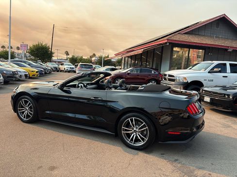 Used 2016 Ford Mustang Premium RWD image 10