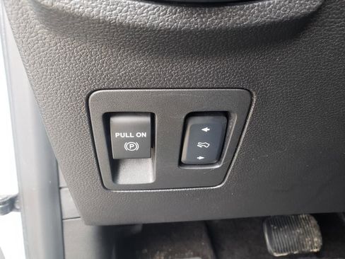 Used 2018 Ford F150 XLT w/ Equipment Group 302A Luxury image 26