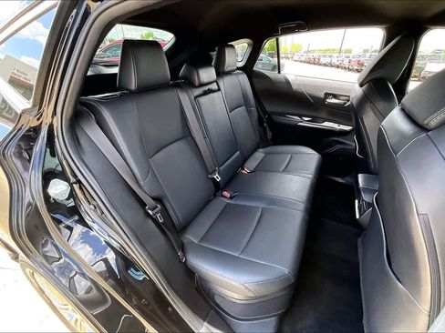 Used 2021 Toyota Venza XLE w/ Softex Package image 21