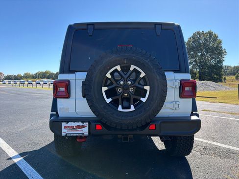 New 2026 Jeep Wrangler Rubicon image 6