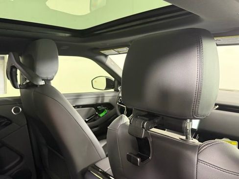 Certified 2026 Land Rover Range Rover Evoque S image 27