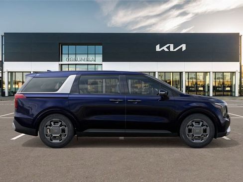 New 2026 Kia Carnival EX image 7