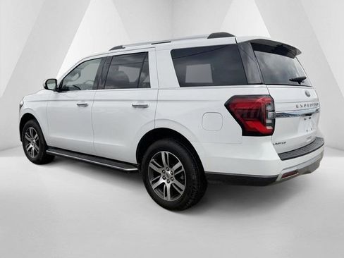 Used 2023 Ford Expedition Limited image 5