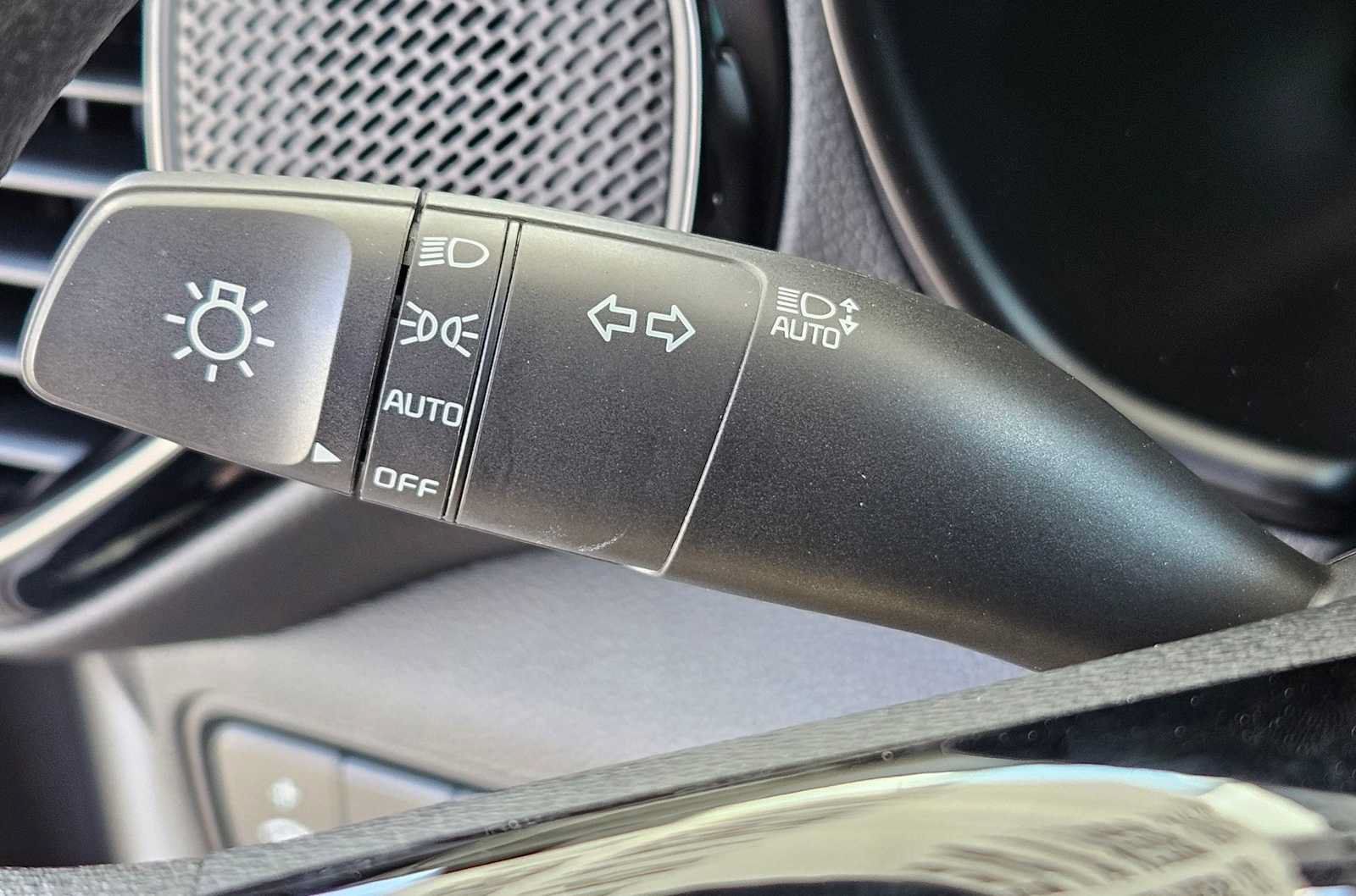 Certified 2023 Kia Soul S FWD image 23