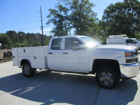 Used 2015 Chevrolet Silverado 2500 W/T w/ WT Fleet Convenience Package image 11