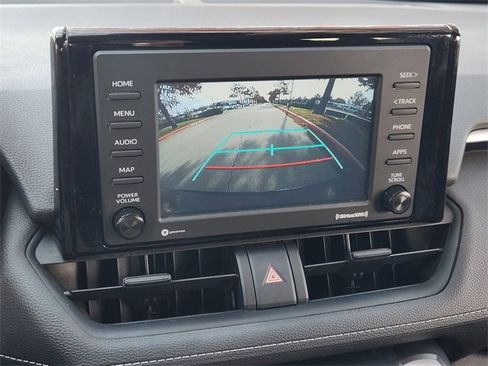 Used 2021 Toyota RAV4 XLE image 18