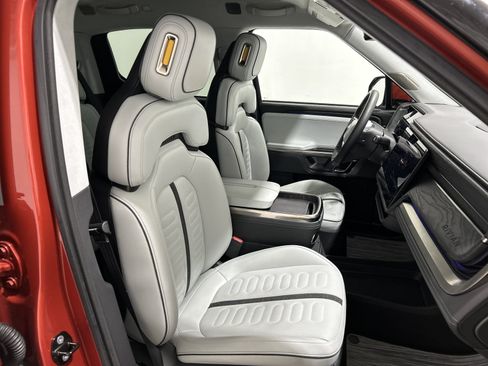 Used 2022 Rivian R1T Adventure AWD/4WD image 23