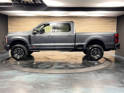 Used 2024 Ford F250 Lariat w/ Tremor Off-Road Package image 20