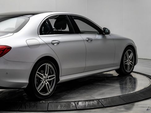 Used 2020 Mercedes-Benz E 350 4MATIC Sedan w/ Parking Assistance Package image 15