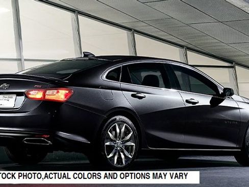 Used 2023 Chevrolet Malibu LT image 1