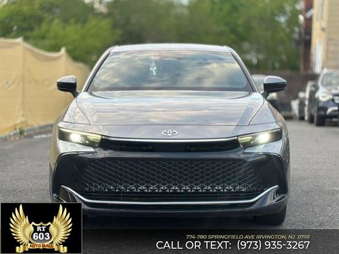 Used 2023 Toyota Crown AWD/4WD image 2