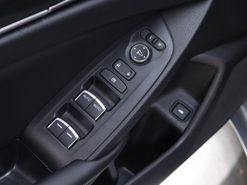 Used 2022 Honda Accord Sport image 25