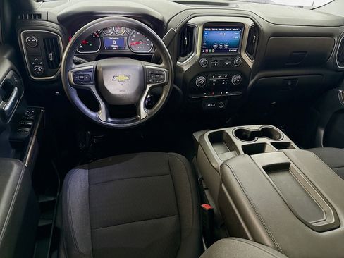 Used 2020 Chevrolet Silverado 1500 LT image 17