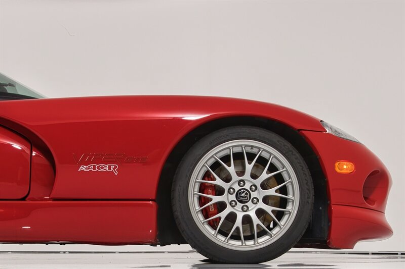 Used 2002 Dodge Viper GTS RWD image 15