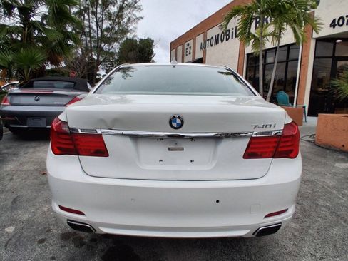 Used 2012 BMW 740i RWD image 8