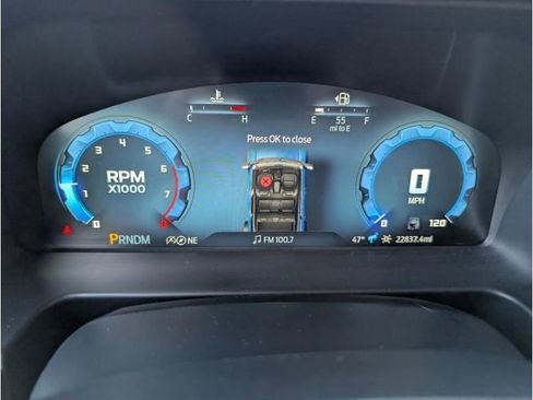 Used 2025 Ford Bronco Badlands image 15