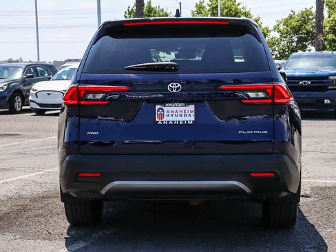 Used 2024 Toyota Grand Highlander AWD image 7