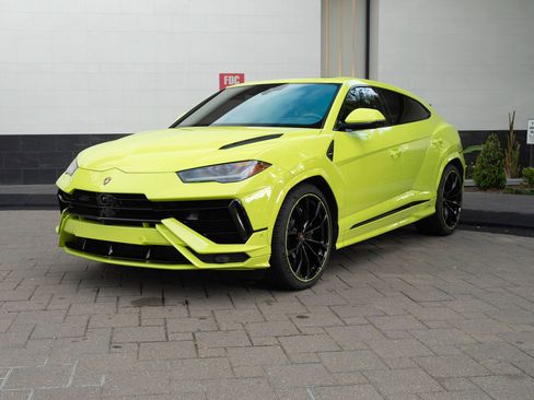 Used 2023 Lamborghini Urus S AWD/4WD image 21