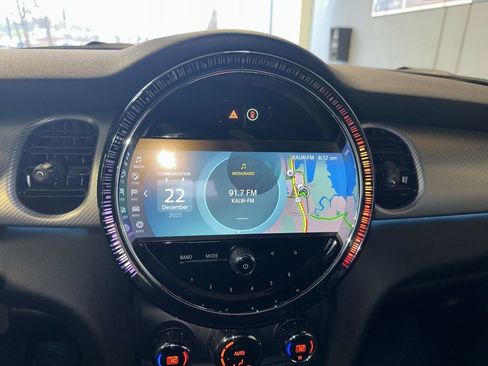 Used 2024 MINI Cooper S image 14