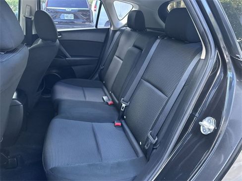 Used 2013 MAZDA MAZDA3 i Touring image 26