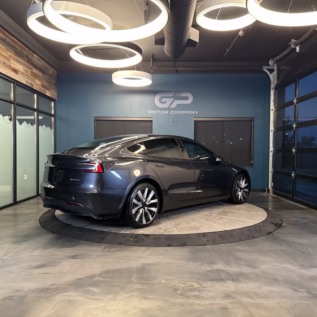 Used 2025 Tesla Model 3 Long Range AWD/4WD image 3